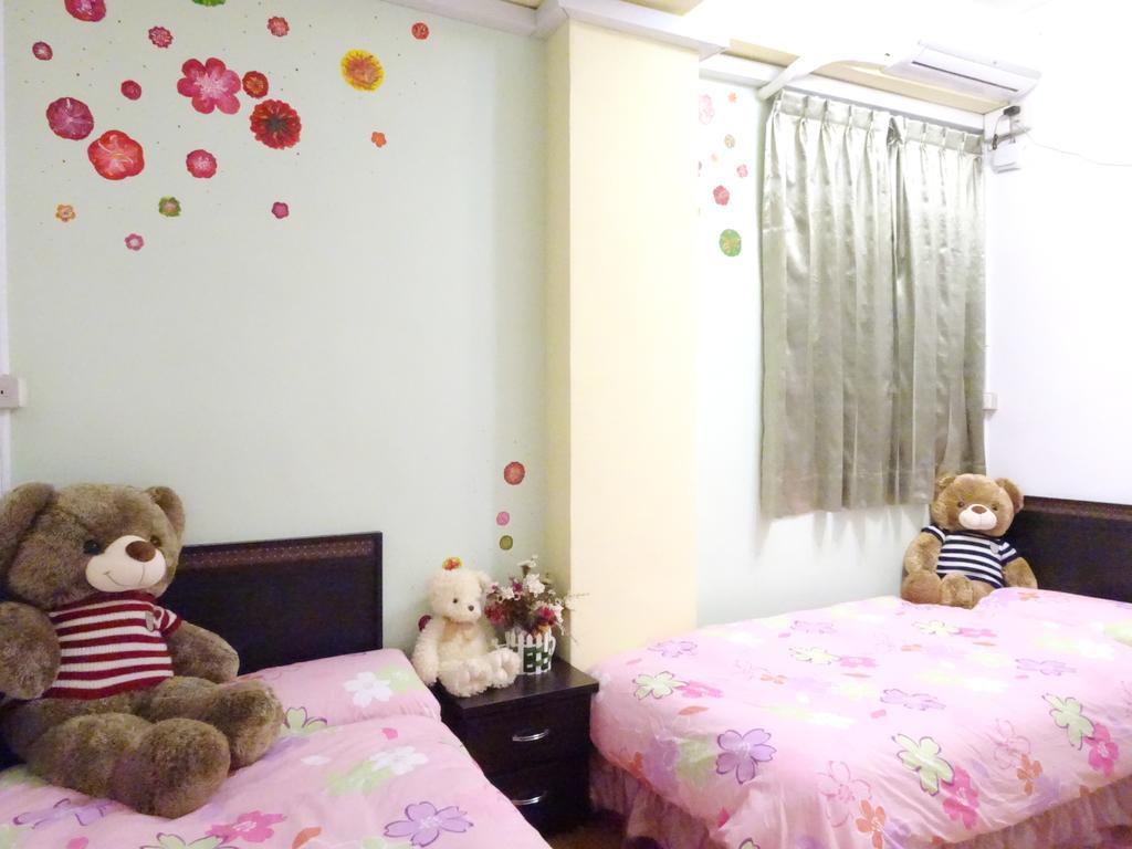 Big Bear Hostel Jiaxin Екстериор снимка